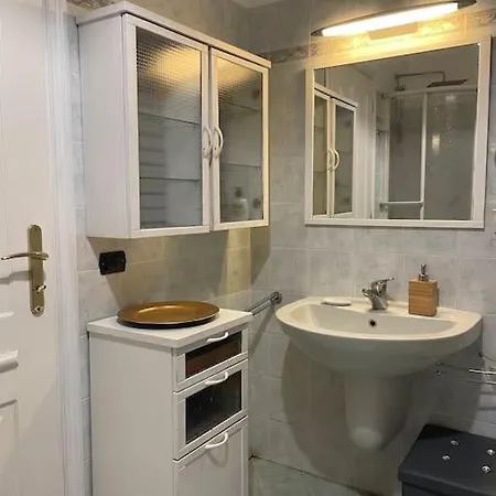 Centro Storico In Via Palestro * イヴレーア