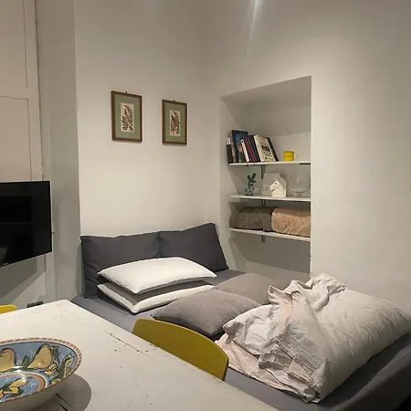 Centro Storico In Via Palestro アパート